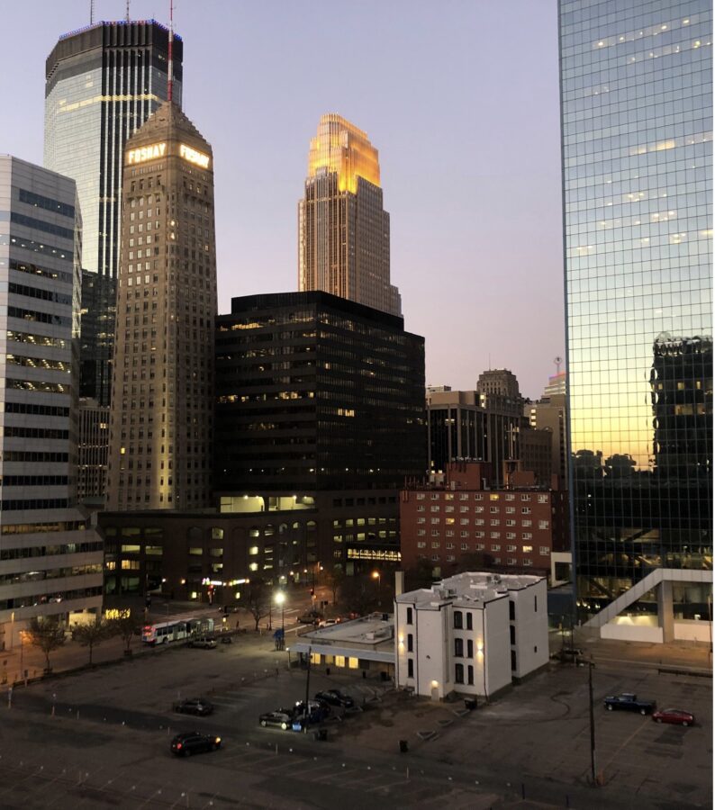 At the absolute center of downtown Minneapolis, Oaklands on 9th is surrounded by skyscrapers