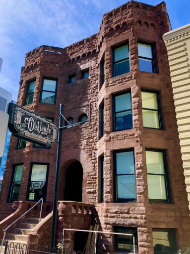 Oaklands Facade, a downtown Minneapolis Airbnb