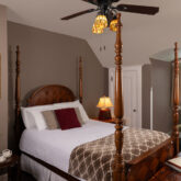 GRAND EDWARDIAN Room at Minneapolis Bed and Breakfast