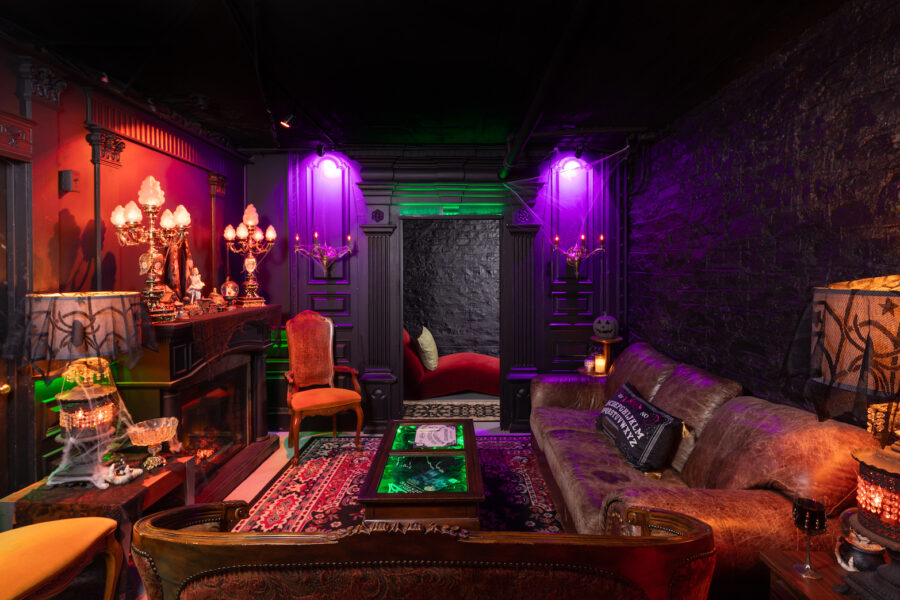 Haunted Lounge for your birthday party
